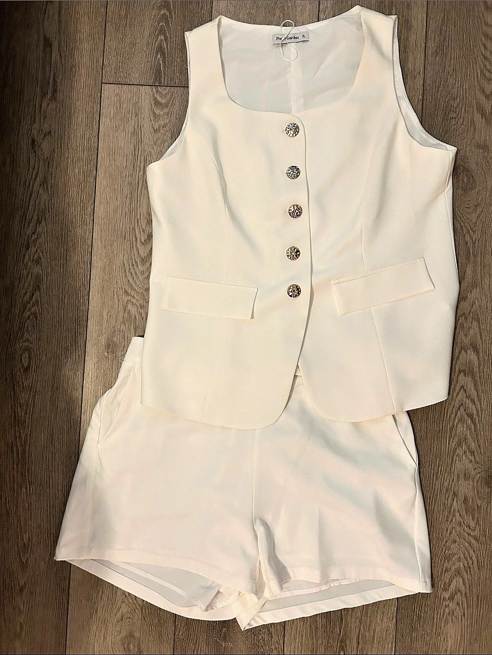 PRETTYGARDEN Women's 2 Piece Outfits Sleeveless Button Down Vest and shorts